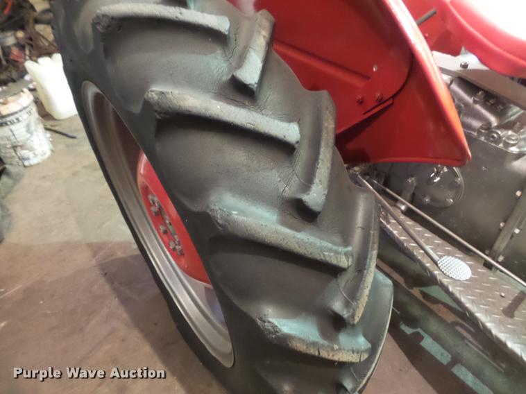 image for item BW9560 1950 Ferguson TO-20 tractor