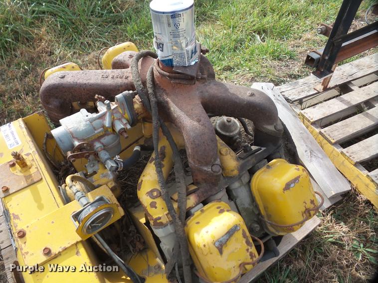 image for item BW9611 Wisconsin four cylinder gas engine