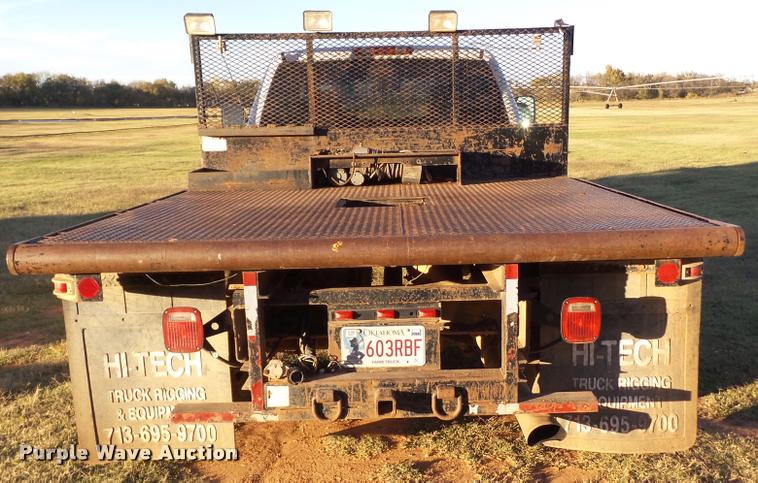 image for item BZ9241 2007 Chevrolet Silverado 3500HD Ext. Cab flatbed pickup truck