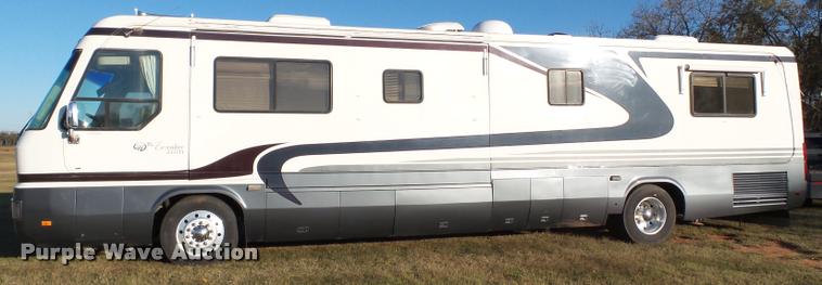 image for item BZ9242 1997 Monaco Executive RV