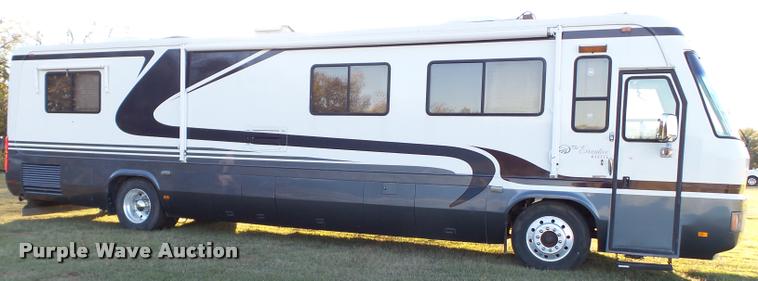 image for item BZ9242 1997 Monaco Executive RV