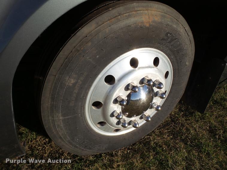 image for item BZ9242 1997 Monaco Executive RV