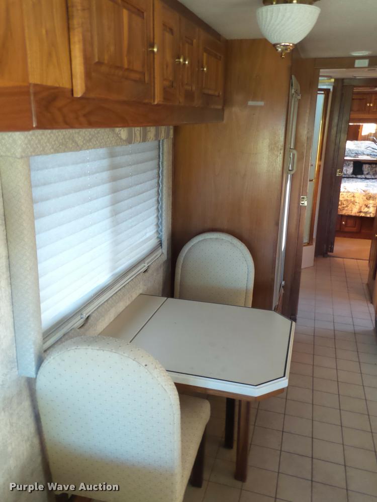 image for item BZ9242 1997 Monaco Executive RV
