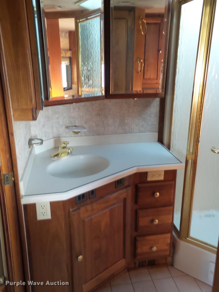 image for item BZ9242 1997 Monaco Executive RV