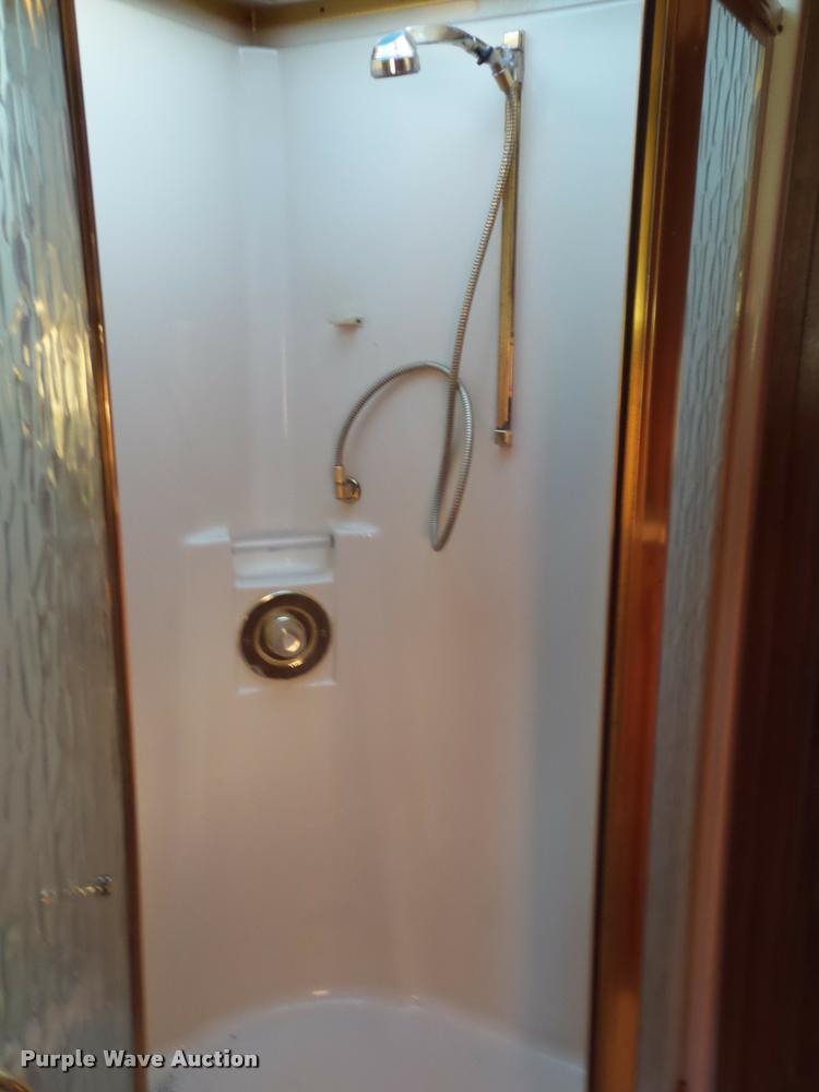 image for item BZ9242 1997 Monaco Executive RV