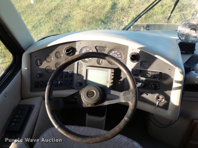 image for item BZ9242 1997 Monaco Executive RV