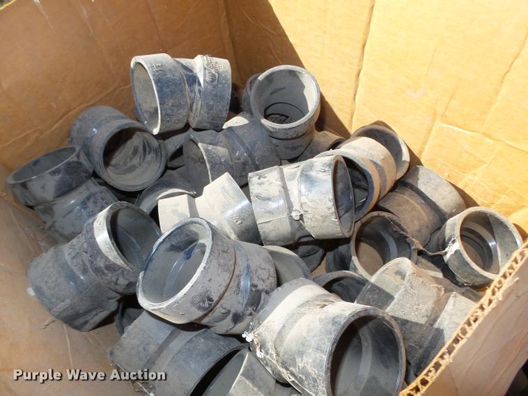 image for item CA9281 Approximately 1,360 ABS plastic fittings