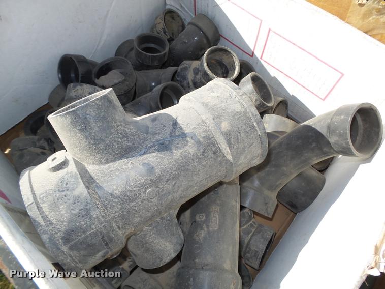 image for item CA9281 Approximately 1,360 ABS plastic fittings