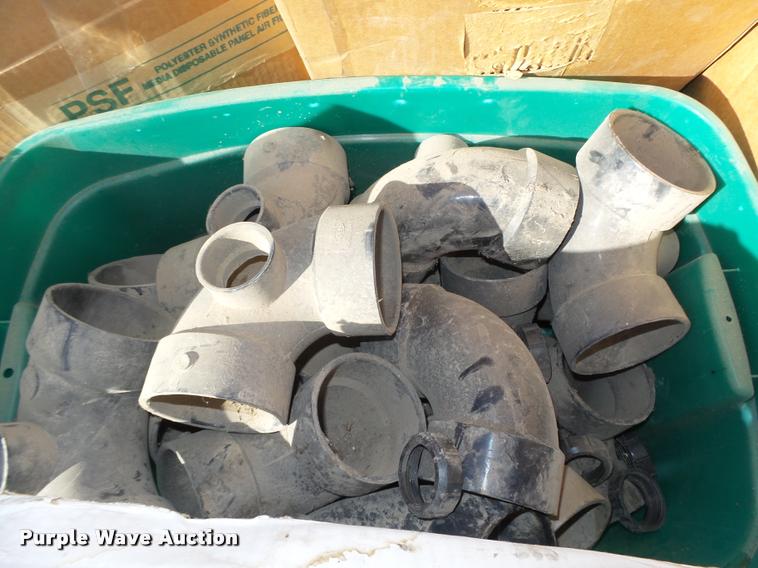 image for item CA9281 Approximately 1,360 ABS plastic fittings