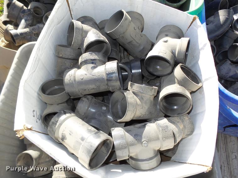 image for item CA9281 Approximately 1,360 ABS plastic fittings
