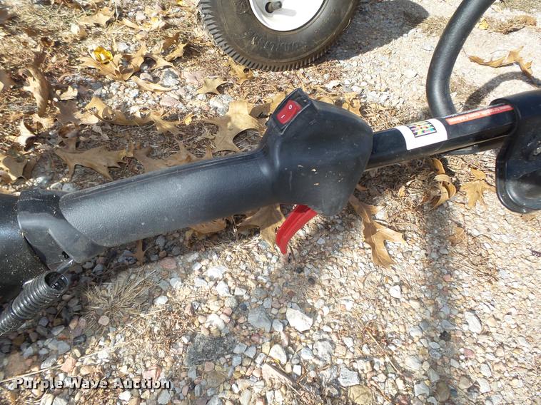 image for item CA9283 Lawn and garden equipment