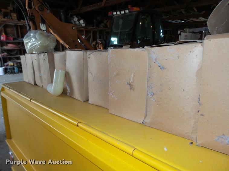 image for item CA9288 Approximately 800 nylon insert fittings