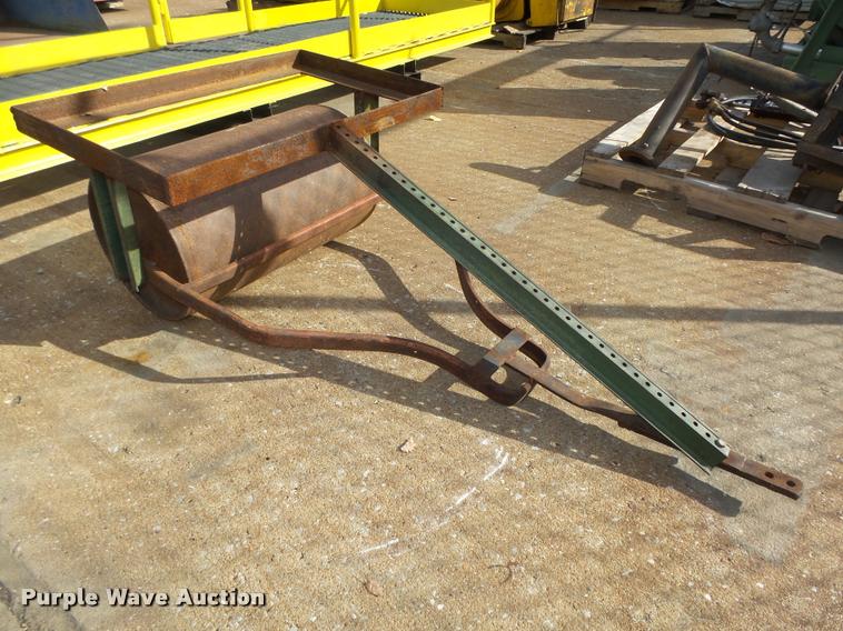 image for item CA9293 Lawn roller