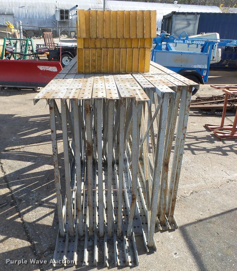 image for item CA9295 Pallet racking