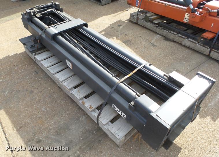 image for item CA9296 Crown forklift straight mast