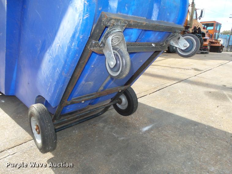image for item CA9300 (2) Bayhead poly trash carts