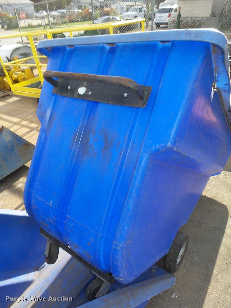 image for item CA9300 (2) Bayhead poly trash carts