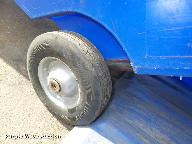 image for item CA9300 (2) Bayhead poly trash carts