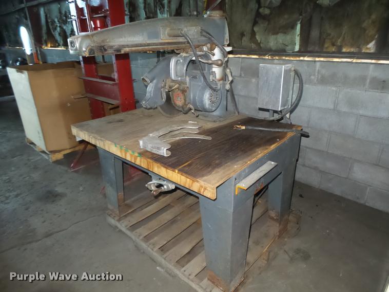 image for item CA9316 DeWalt GE65 radial arm saw