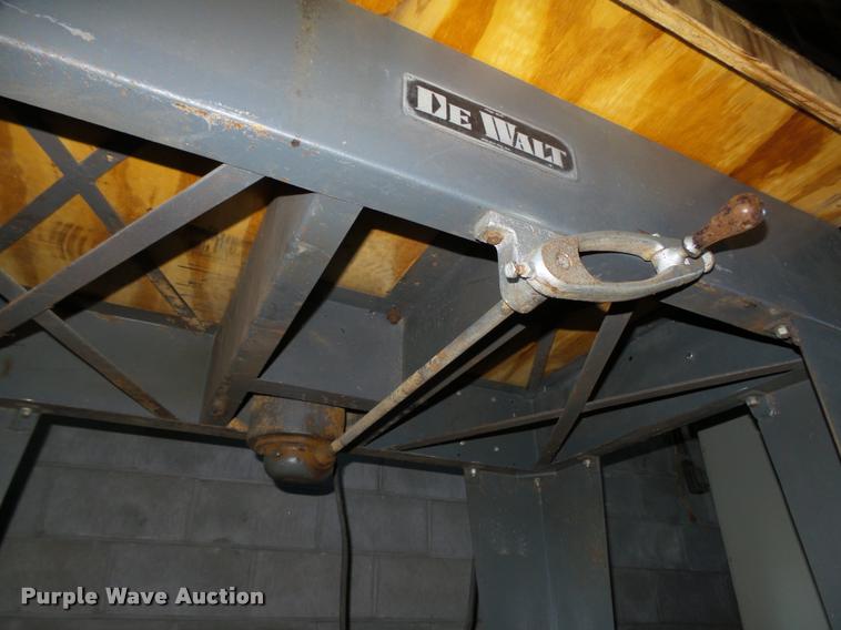 image for item CA9316 DeWalt GE65 radial arm saw