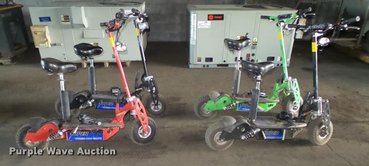 image for item CA9319 (4) Super Turbo 800 Elite scooters