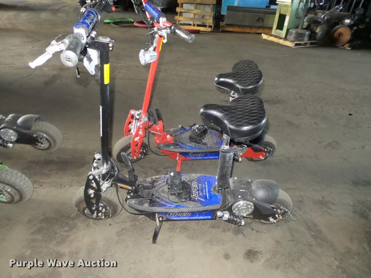 image for item CA9319 (4) Super Turbo 800 Elite scooters