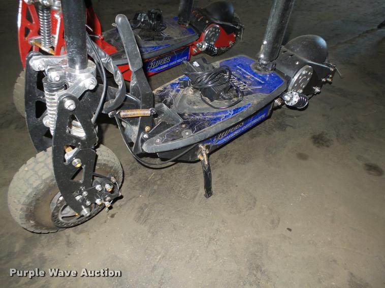 image for item CA9319 (4) Super Turbo 800 Elite scooters