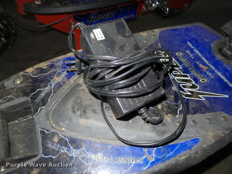 image for item CA9319 (4) Super Turbo 800 Elite scooters