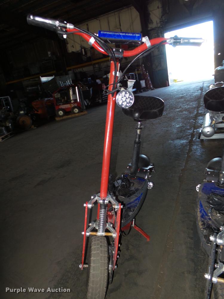 image for item CA9319 (4) Super Turbo 800 Elite scooters