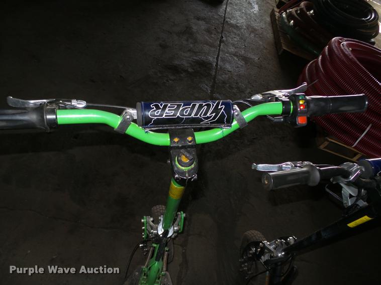 image for item CA9319 (4) Super Turbo 800 Elite scooters