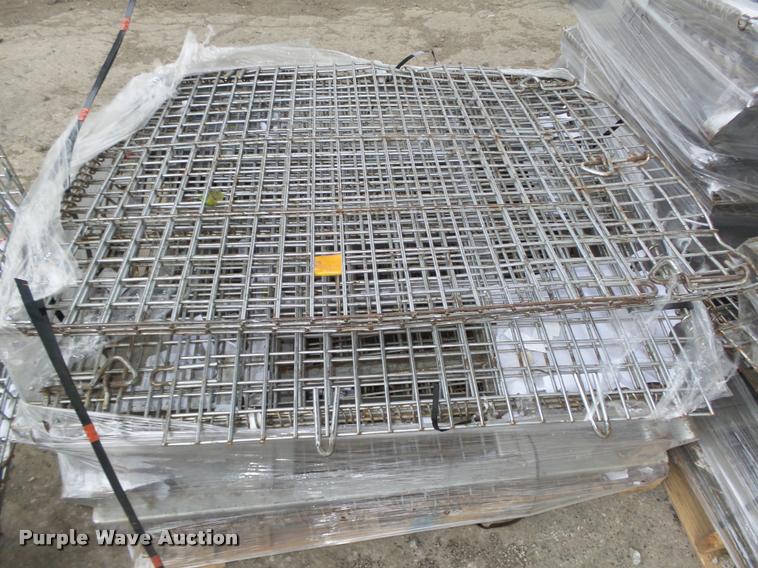 image for item CA9325 (18) collapsible wire baskets