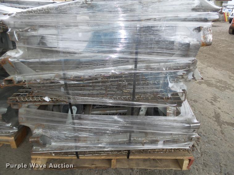 image for item CA9325 (18) collapsible wire baskets