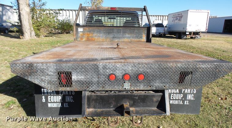 image for item DA2039 2006 Ford F350 Super Duty flatbed pickup truck