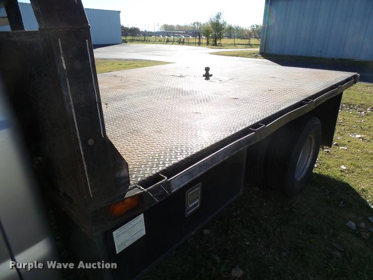 image for item DA2039 2006 Ford F350 Super Duty flatbed pickup truck