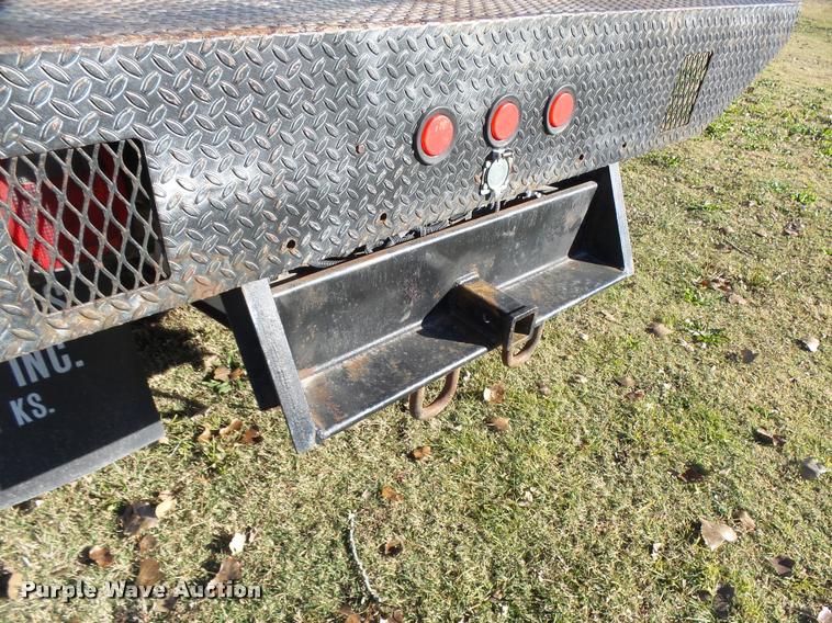 image for item DA2039 2006 Ford F350 Super Duty flatbed pickup truck