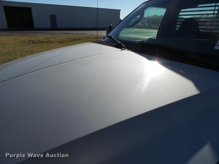 image for item DA2039 2006 Ford F350 Super Duty flatbed pickup truck