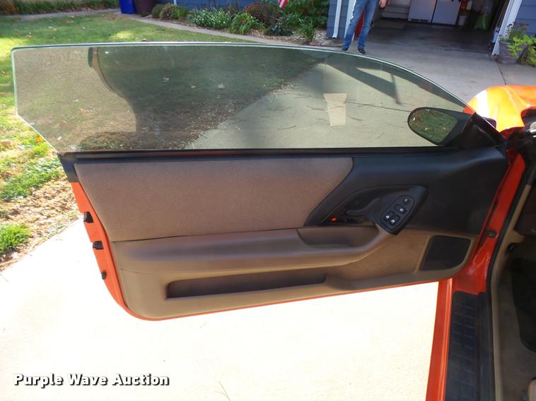 image for item DA2068 1994 Chevrolet Camaro Z28