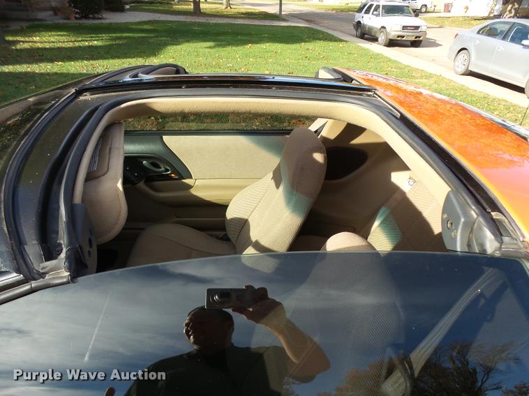 image for item DA2068 1994 Chevrolet Camaro Z28