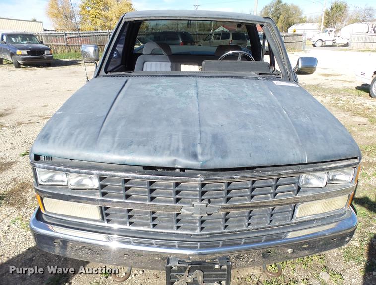 image for item DA2069 1989 Chevrolet 1500 pickup truck