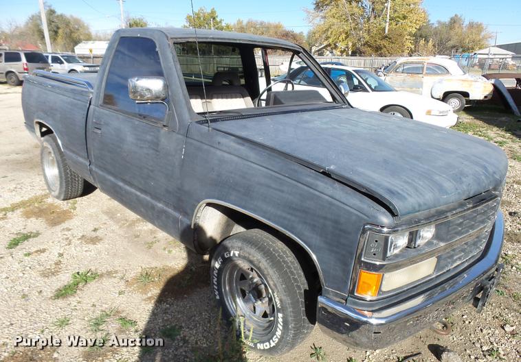 image for item DA2069 1989 Chevrolet 1500 pickup truck