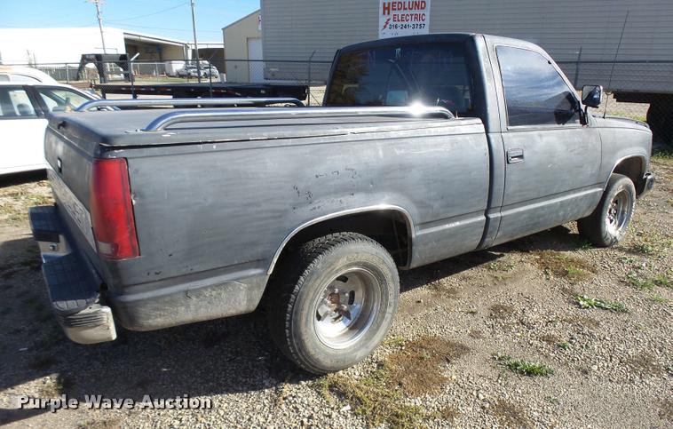 image for item DA2069 1989 Chevrolet 1500 pickup truck