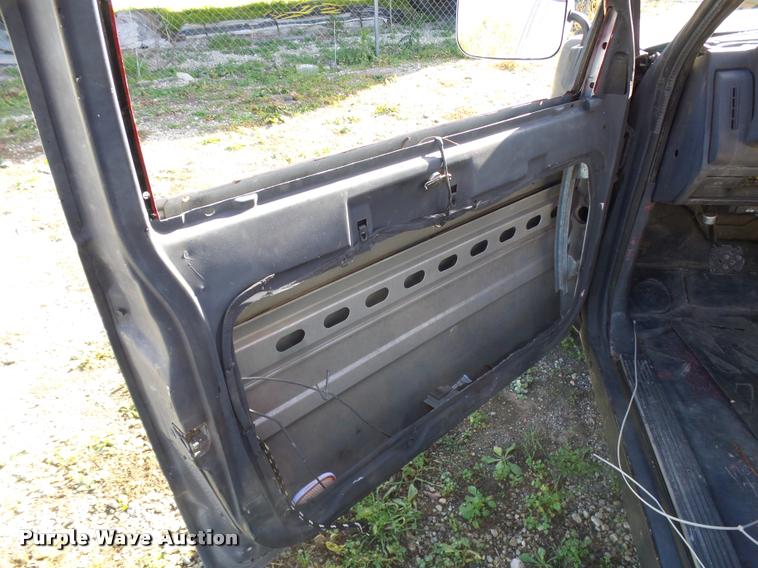 image for item DA2069 1989 Chevrolet 1500 pickup truck
