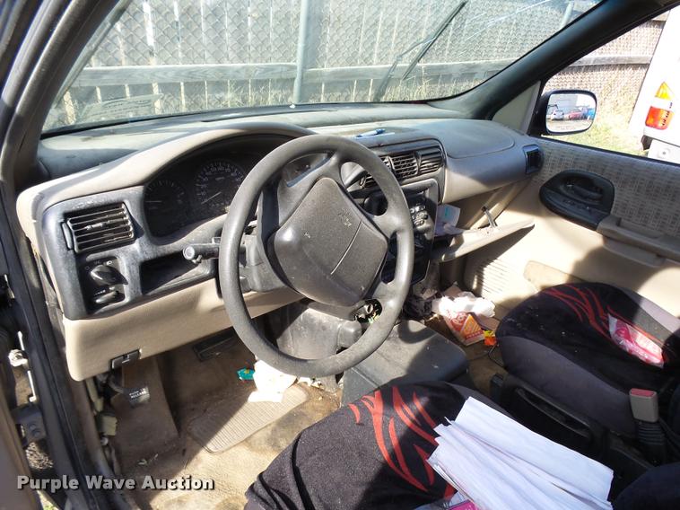 image for item DA2072 2000 Chevrolet Venture van