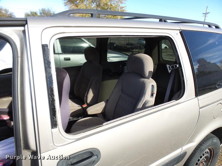 image for item DA2072 2000 Chevrolet Venture van