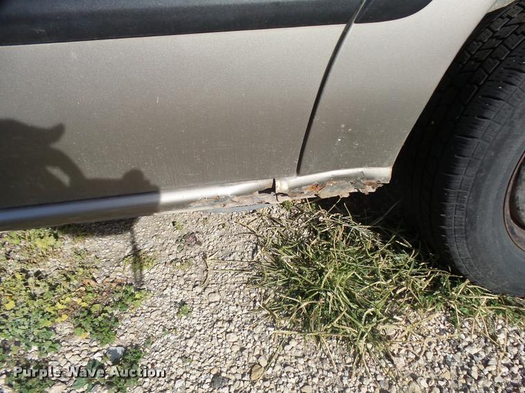 image for item DA2072 2000 Chevrolet Venture van