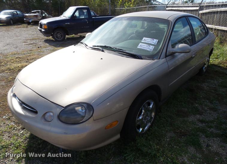 image for item DA2073 1999 Ford Taurus