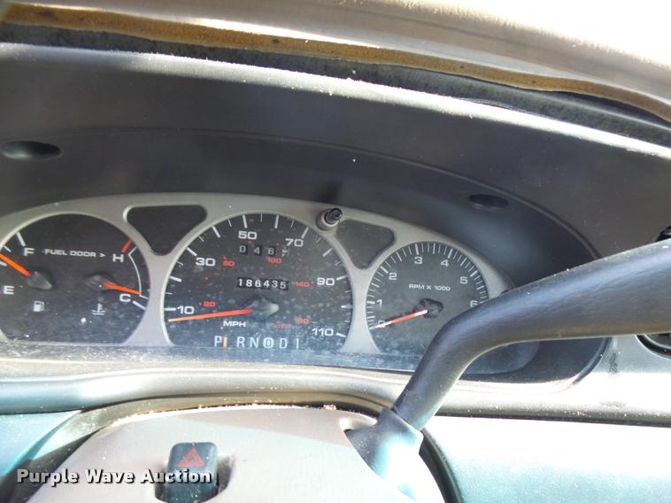 image for item DA2073 1999 Ford Taurus