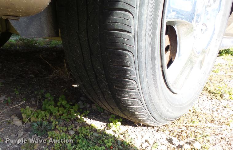 image for item DA2073 1999 Ford Taurus