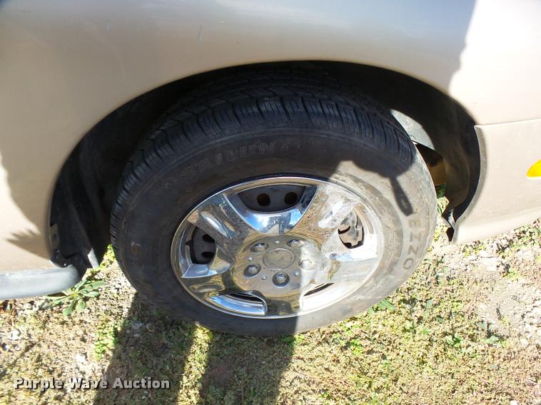 image for item DA2073 1999 Ford Taurus