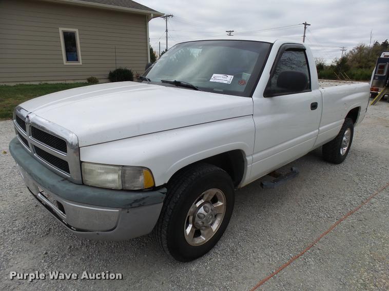 image for item DA2103 1999 Dodge Ram 2500 pickup truck